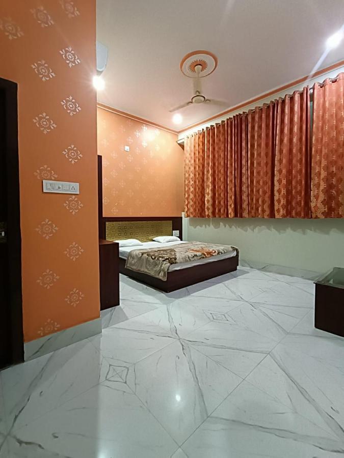 Hotel Subham Residency And Restaurant Биканер Экстерьер фото