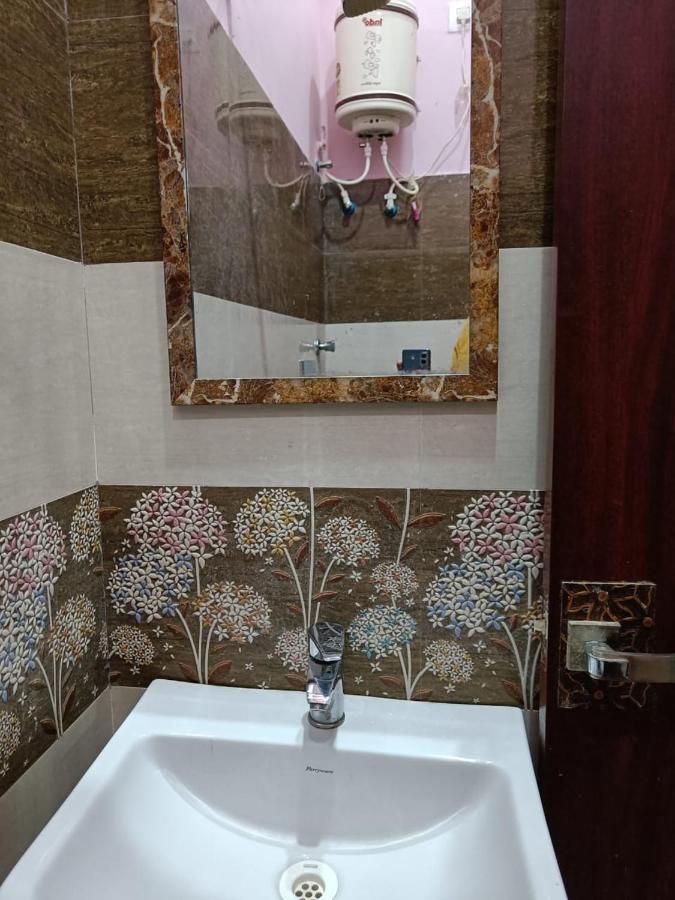 Hotel Subham Residency And Restaurant Биканер Экстерьер фото